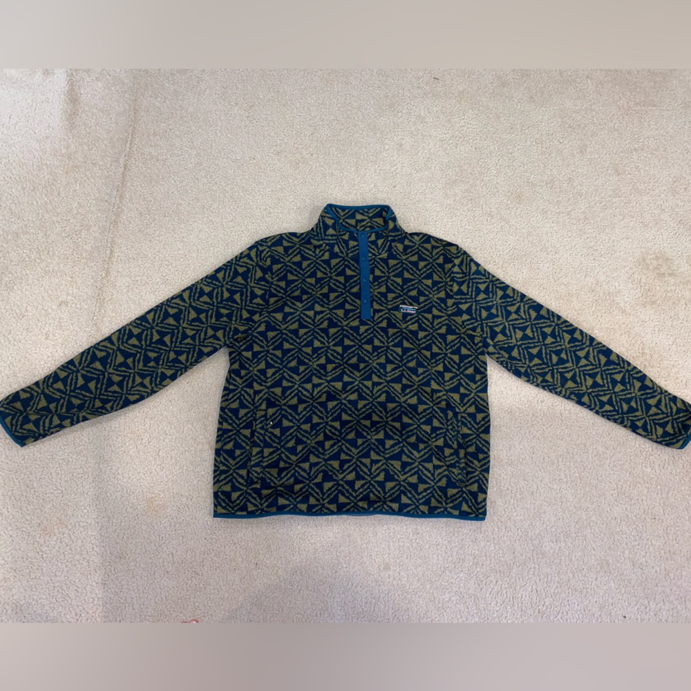 L.L. BEAN PATTERNED PULL OVER ,  cute dark blue and green triangle pattern, XL